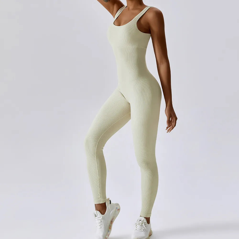 Direct Noble Amelie Yoga Suit