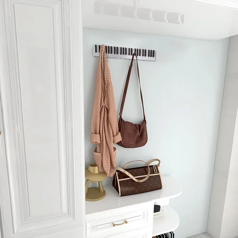 Uni Piano Coat Hanger