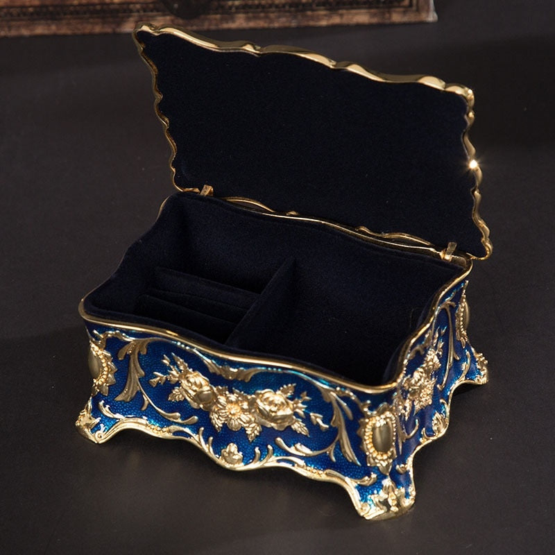 European Retro Jewelry Box