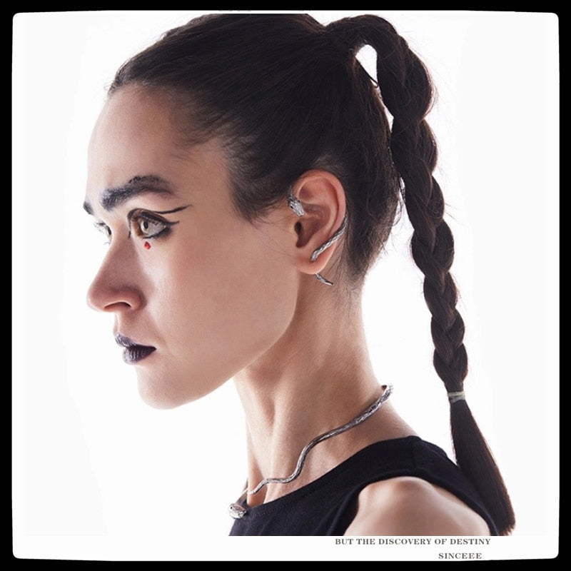 Direct Noble Serpent Ear Cuff