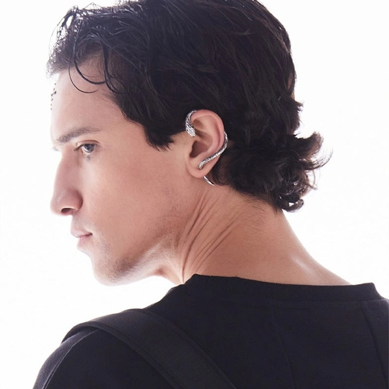 Direct Noble Serpent Ear Cuff