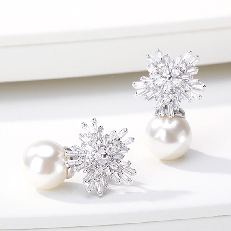 Arnet Snow Earrings