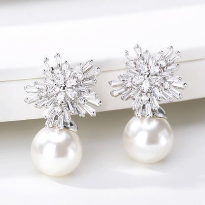 Arnet Snow Earrings